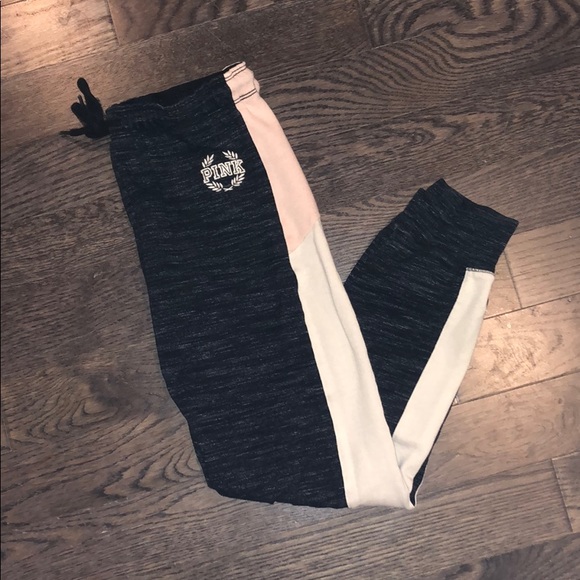 PINK Victoria's Secret Pants - Victoria’s Secret Pink Lounge Jogger.